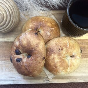 8 Chocolate Chip Bagels