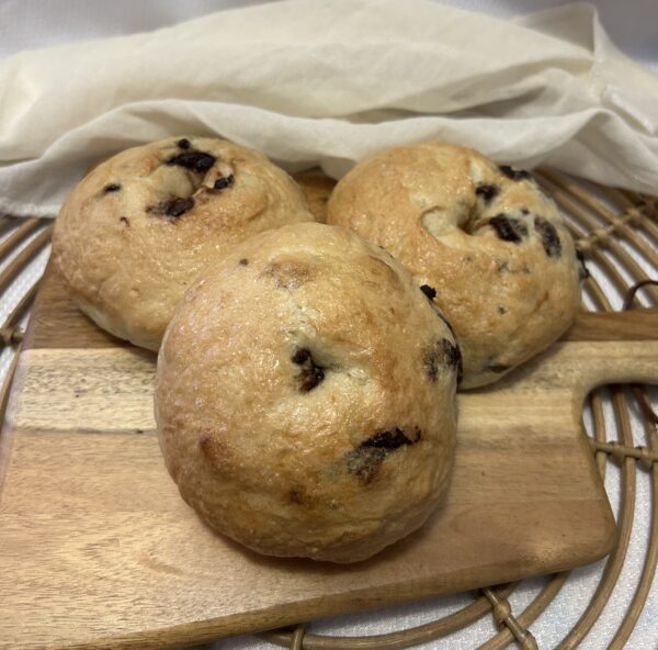 8 Chocolate Chip Bagels
