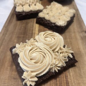 6 Fudge Brownies with Caramel Buttercream Frosting
